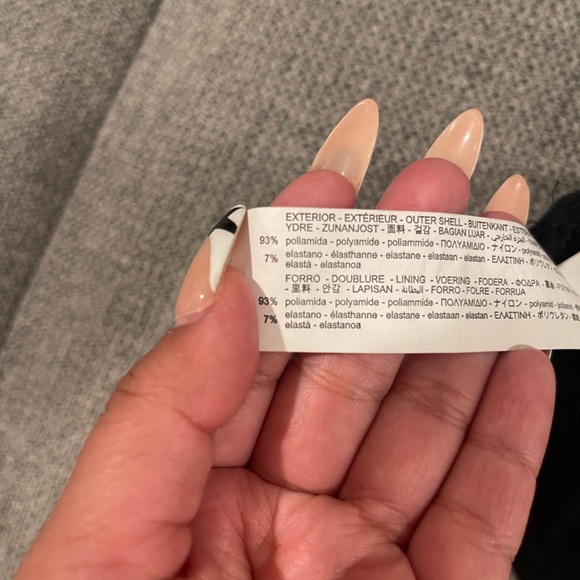 COPY - Zara Ribbed Crop Top - Picture 4 of 5